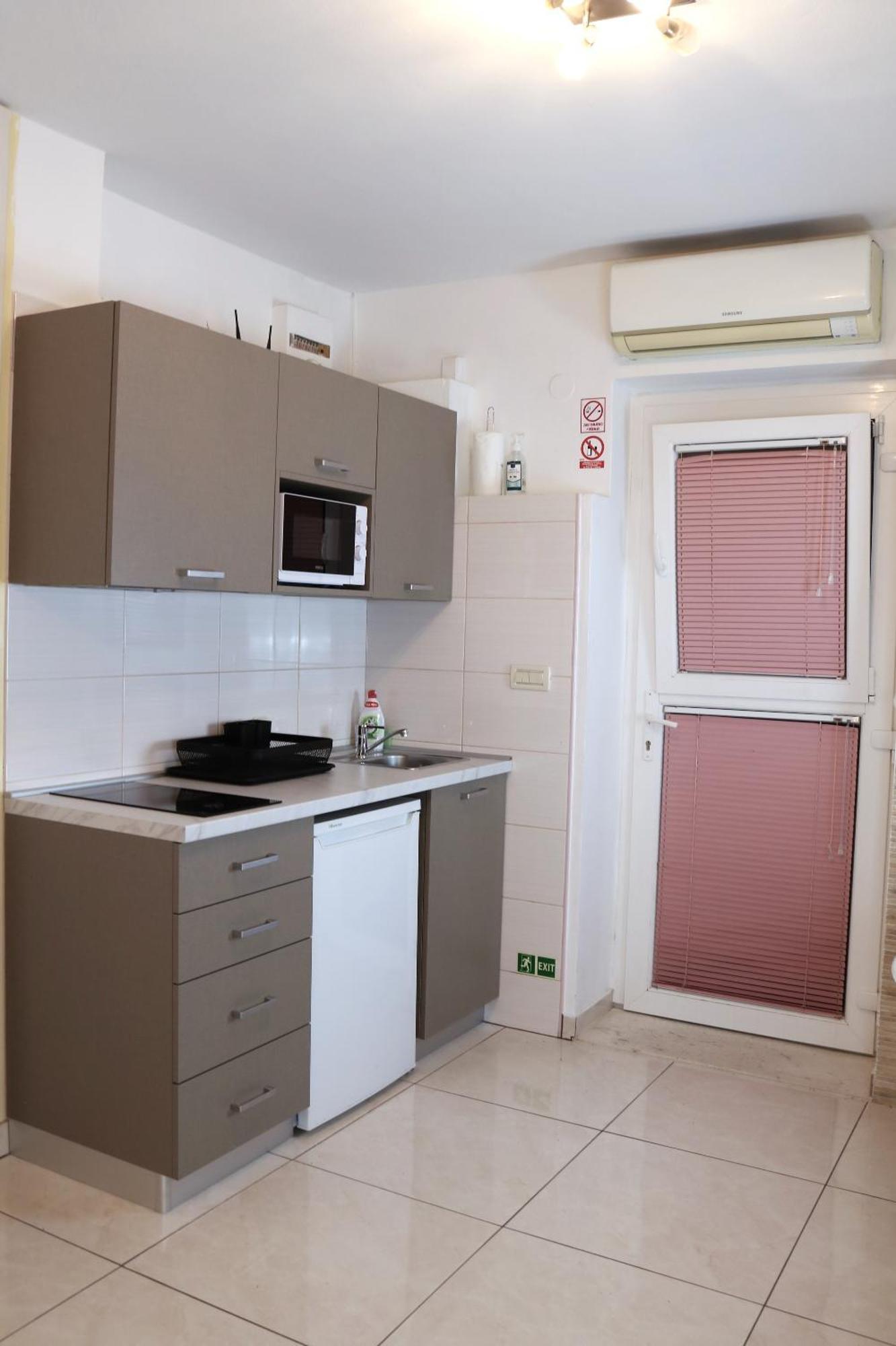 Apartments And Rooms Tudor Сплит Екстериор снимка