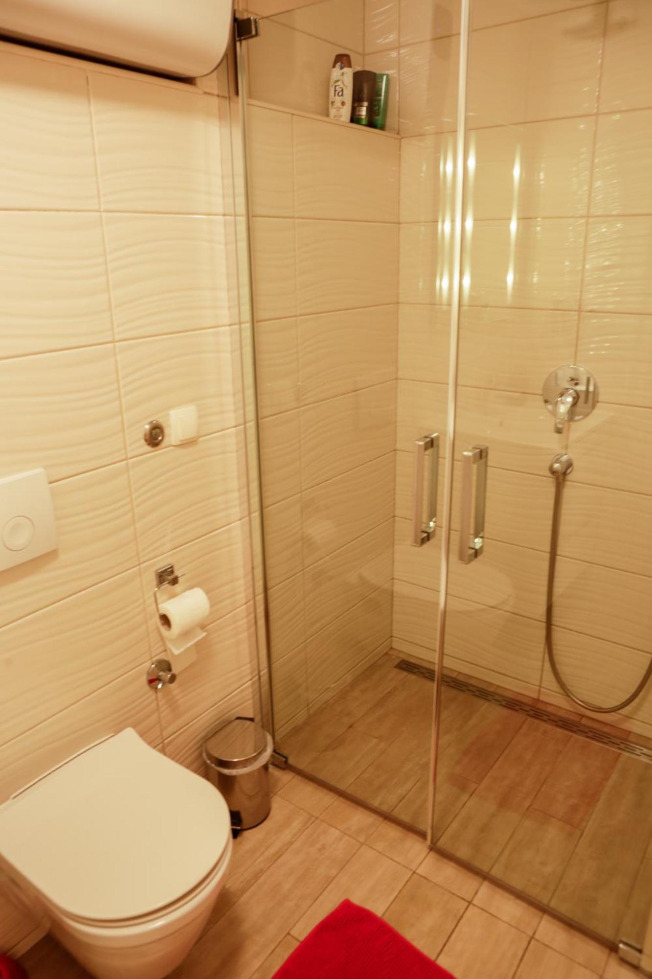 Apartments And Rooms Tudor Сплит Екстериор снимка
